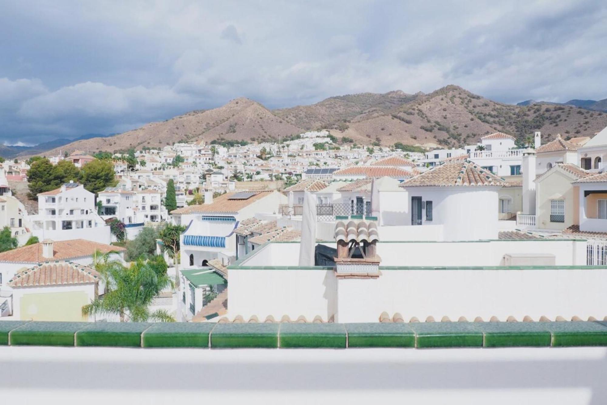 Stylish Villa Private Pool Ideal For Large Family Nerja Bagian luar foto