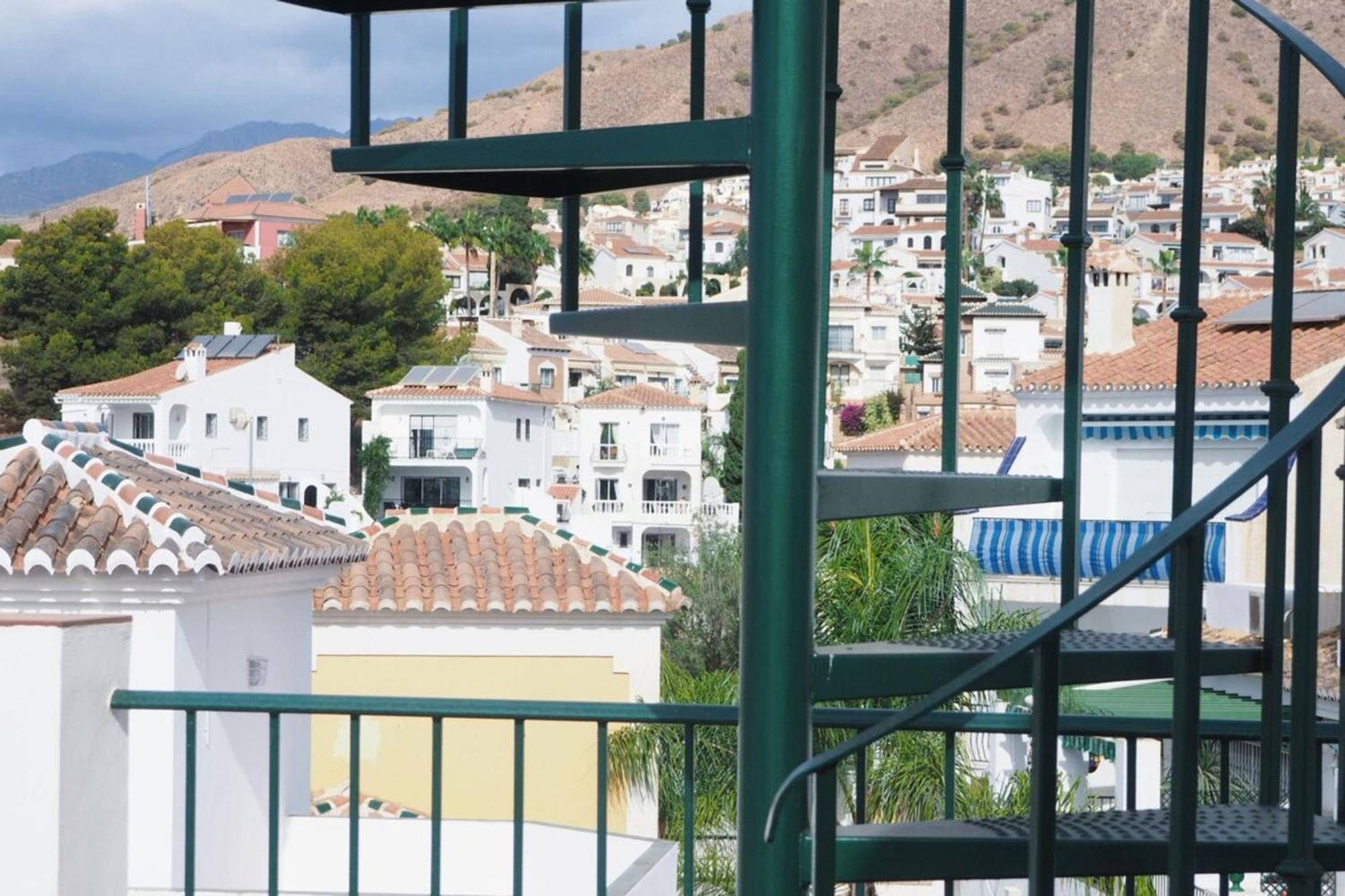 Stylish Villa Private Pool Ideal For Large Family Nerja Bagian luar foto